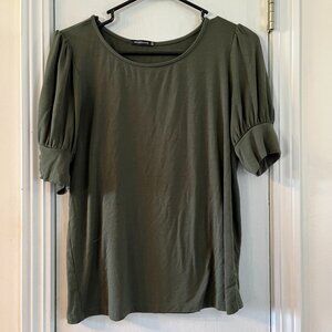 Staccato Olive Tee